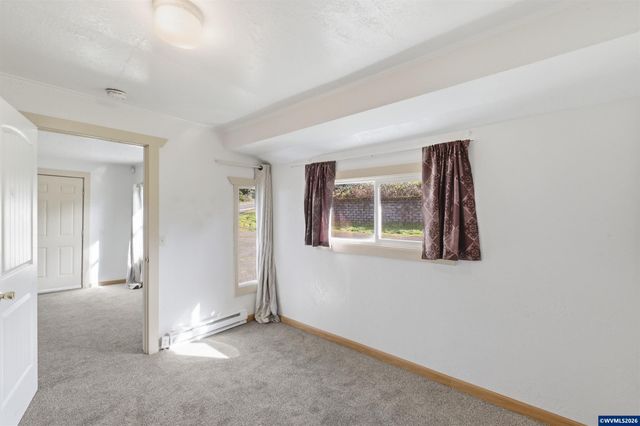 800 Oakhill Av SE, Salem, OR 97302