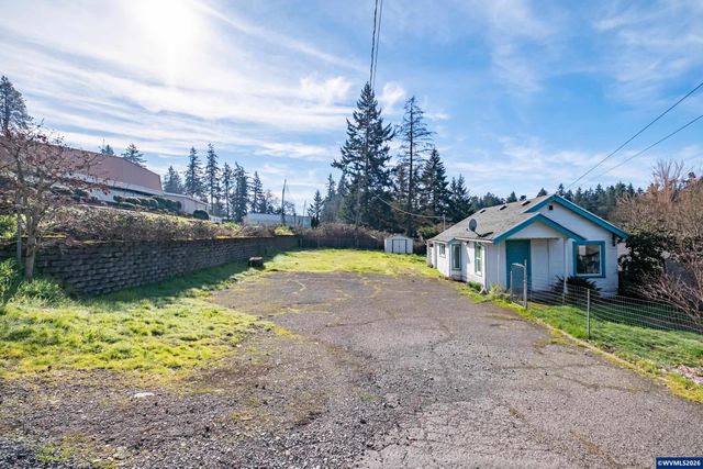 800 Oakhill Av SE, Salem, OR 97302