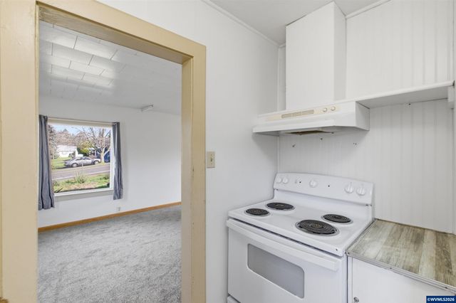 800 Oakhill Av SE, Salem, OR 97302