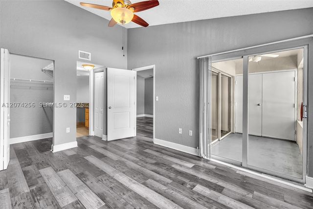 2803 N Oakland Forest Dr 206, Oakland Park, FL 33309