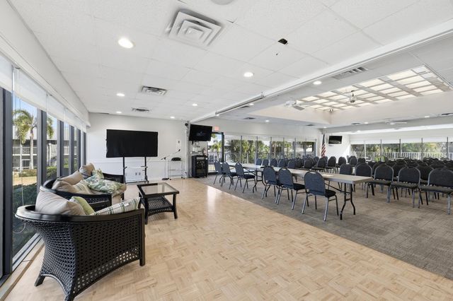 18081 SE Country Club Drive 6-60, Jupiter, FL 33469