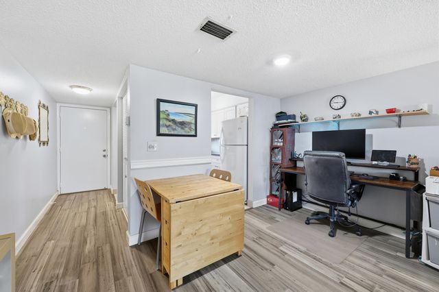 18081 SE Country Club Drive 6-60, Jupiter, FL 33469