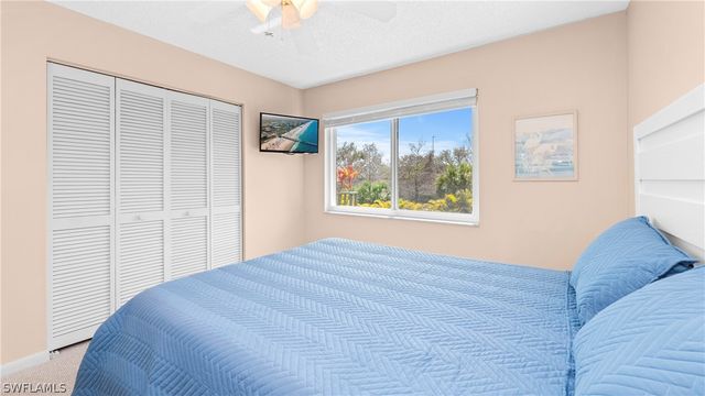 160 Palm DR 3024, Naples, FL 34112