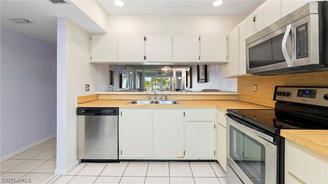 160 Palm DR 3024, Naples, FL 34112