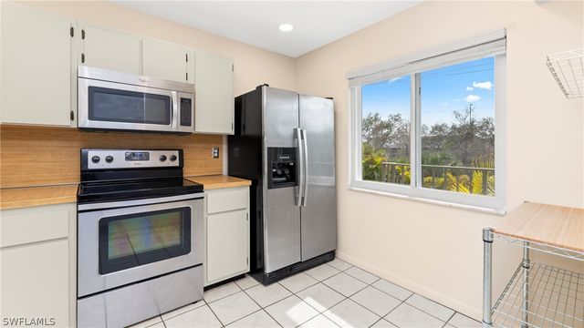 160 Palm DR 3024, Naples, FL 34112