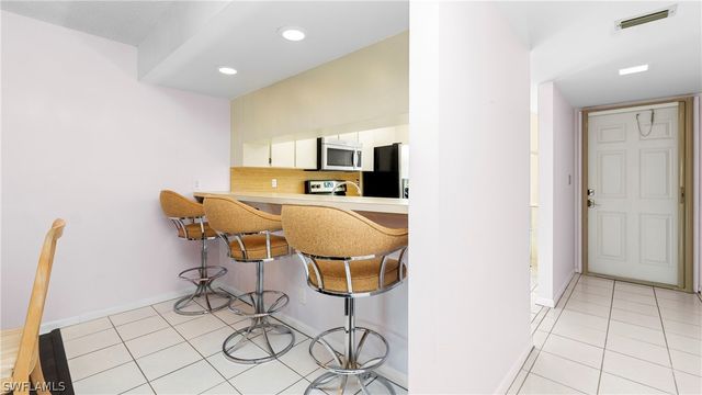 160 Palm DR 3024, Naples, FL 34112