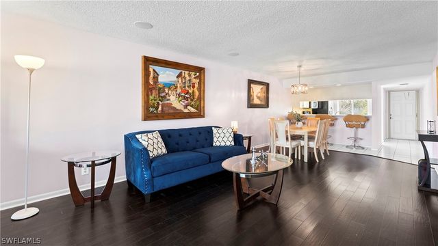 160 Palm DR 3024, Naples, FL 34112