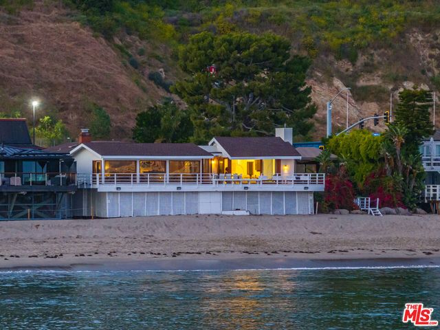 23018 Pacific Coast Highway, Malibu, CA 90265