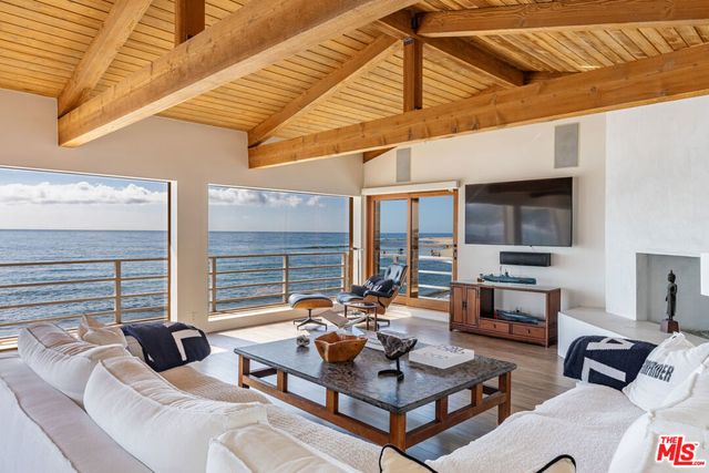 23018 Pacific Coast Highway, Malibu, CA 90265