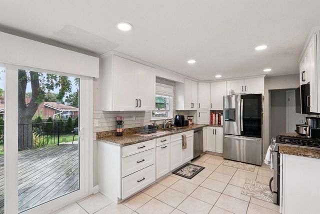 9035 W Morgan AVENUE, Milwaukee, WI 53228