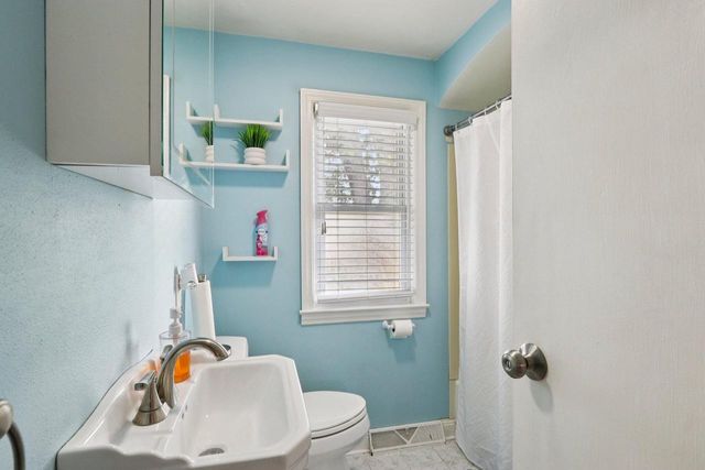 9035 W Morgan AVENUE, Milwaukee, WI 53228