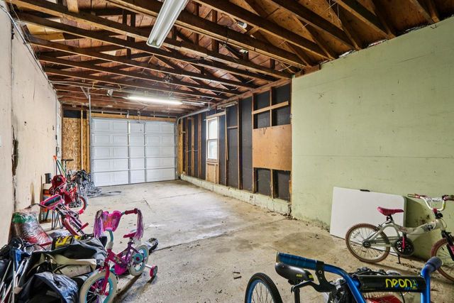 9035 W Morgan AVENUE, Milwaukee, WI 53228