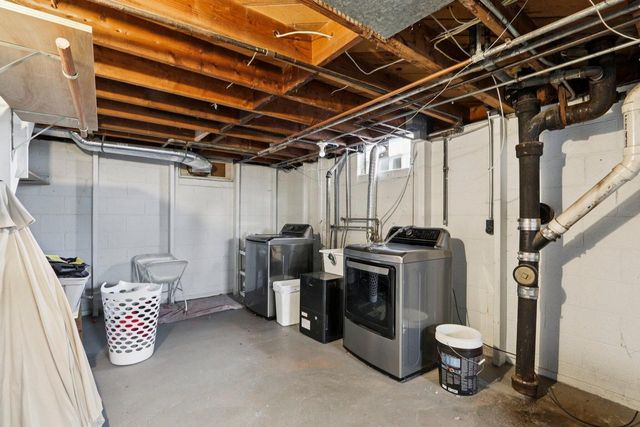 9035 W Morgan AVENUE, Milwaukee, WI 53228