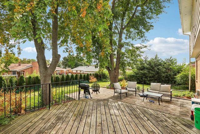 9035 W Morgan AVENUE, Milwaukee, WI 53228