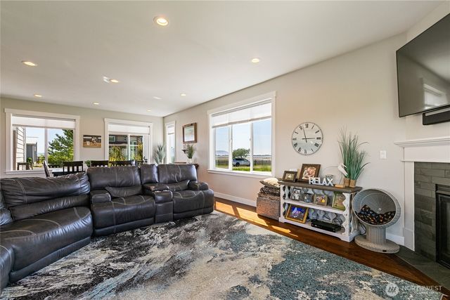 4446 Decatur Drive, Ferndale, WA 98248
