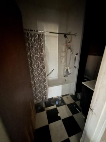 2300 S Summit Street, Little Rock, AR 72206