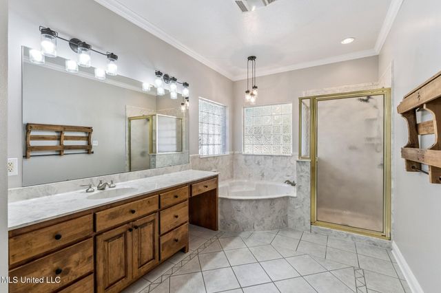 2938 Hickory Lane, Ocean Springs, MS 39564