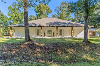 2938 Hickory Lane, Ocean Springs, MS 39564