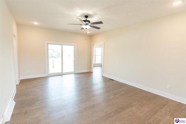 505 Ashwood Avenue, Elizabethtown, KY 42701