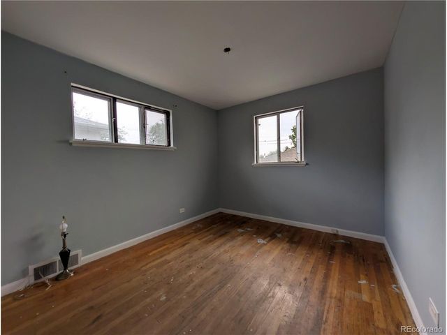 188 S Dale Ct, Denver, CO 80219