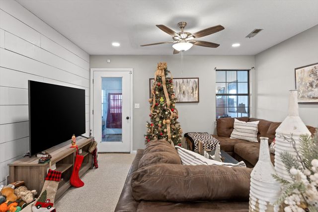 6480 Brookmead Circle, Hixson, TN 37343