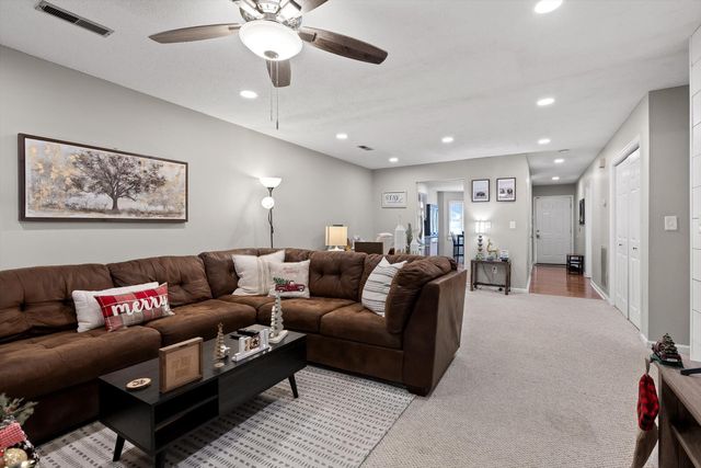 6480 Brookmead Circle, Hixson, TN 37343