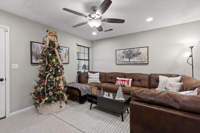 6480 Brookmead Circle, Hixson, TN 37343