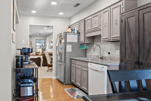 6480 Brookmead Circle, Hixson, TN 37343