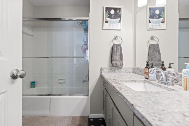 6480 Brookmead Circle, Hixson, TN 37343