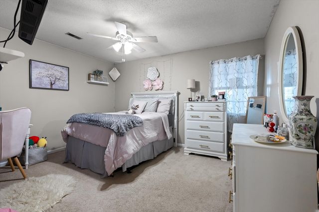 6480 Brookmead Circle, Hixson, TN 37343