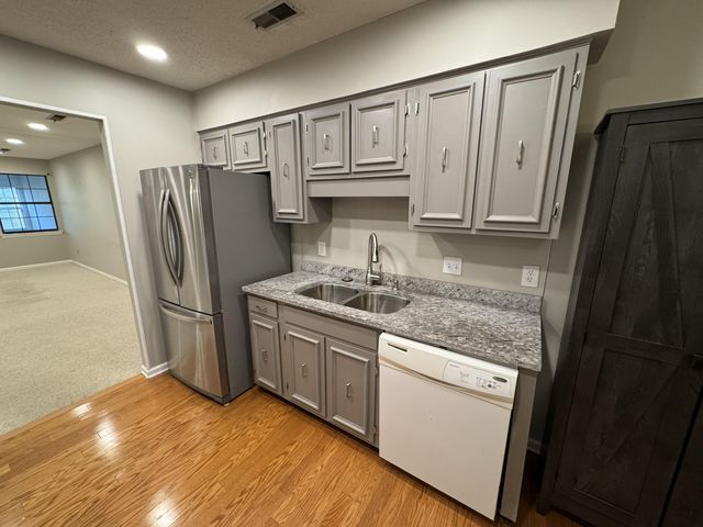 6480 Brookmead Circle, Hixson, TN 37343