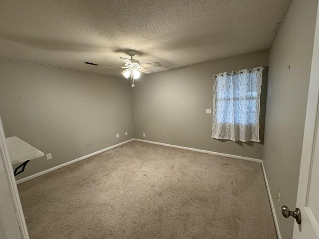 6480 Brookmead Circle, Hixson, TN 37343