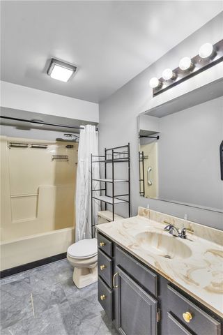 624 Squaw Run Rd, Wayne Twp, PA 16117