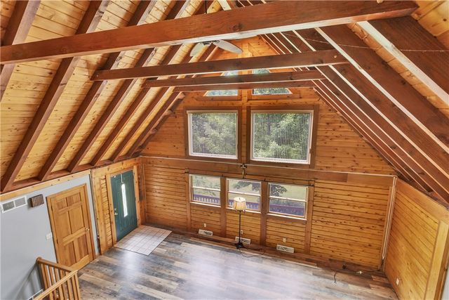 624 Squaw Run Rd, Wayne Twp, PA 16117