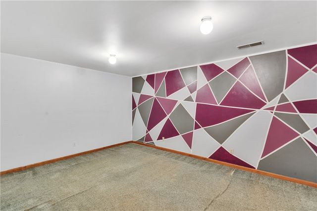 624 Squaw Run Rd, Wayne Twp, PA 16117