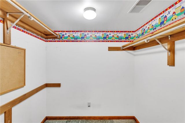 624 Squaw Run Rd, Wayne Twp, PA 16117