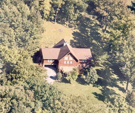 624 Squaw Run Rd, Wayne Twp, PA 16117