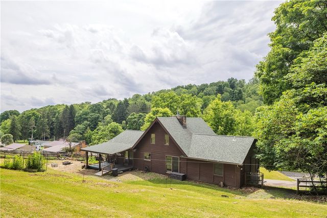 624 Squaw Run Rd, Wayne Twp, PA 16117