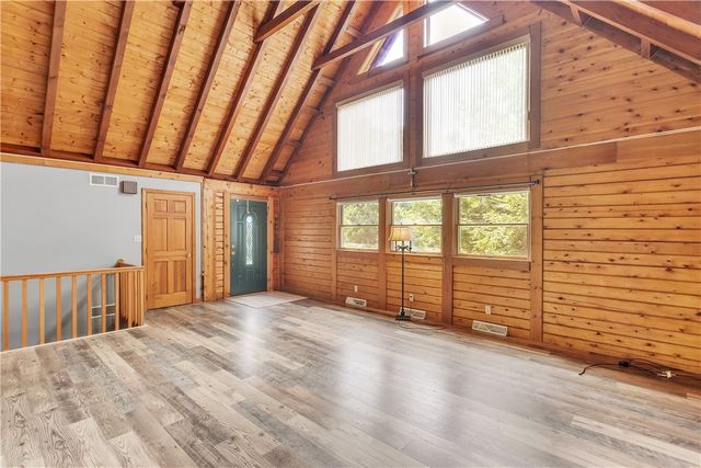 624 Squaw Run Rd, Wayne Twp, PA 16117