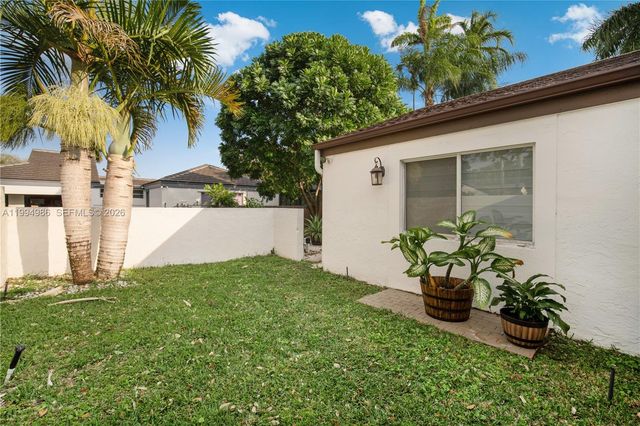 15250 SW 154th Ter A, Miami, FL 33187