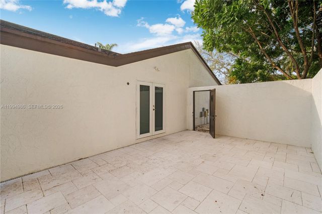 15250 SW 154th Ter A, Miami, FL 33187