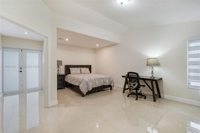 15250 SW 154th Ter A, Miami, FL 33187