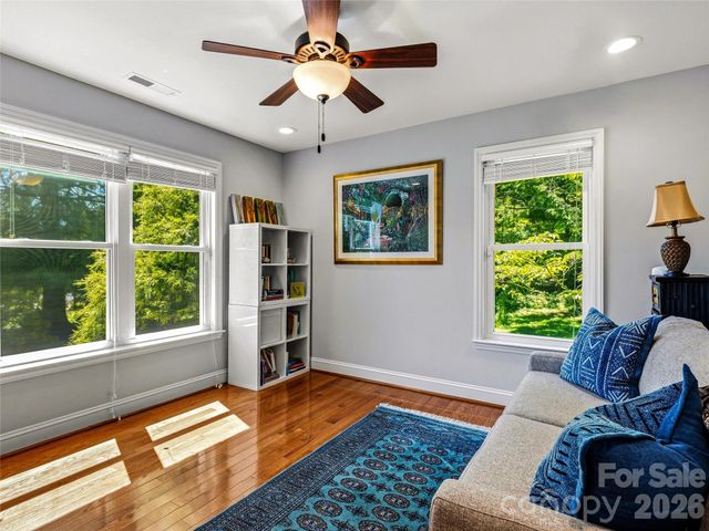 13 Ashley Road, Asheville, NC 28805