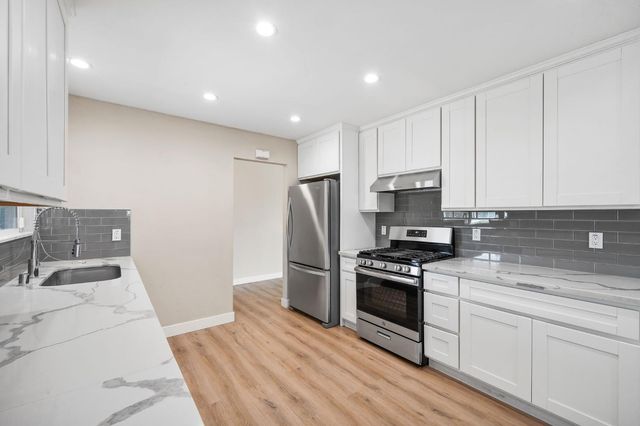 5123 Schuyler Dr, Carmichael, CA 95608