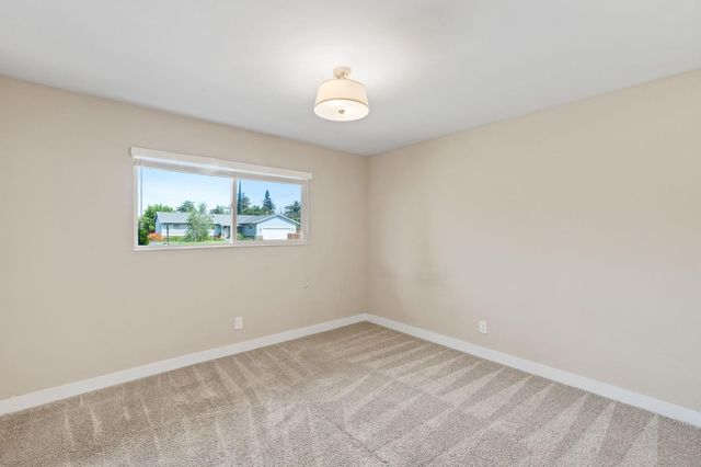 5123 Schuyler Dr, Carmichael, CA 95608