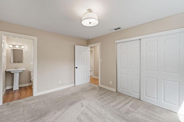 5123 Schuyler Dr, Carmichael, CA 95608