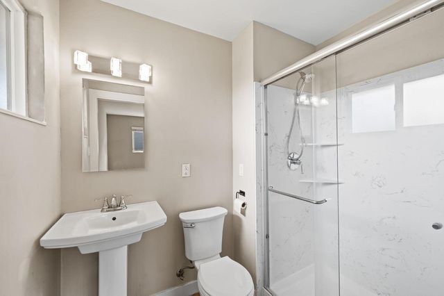 5123 Schuyler Dr, Carmichael, CA 95608