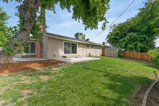 5123 Schuyler Dr, Carmichael, CA 95608