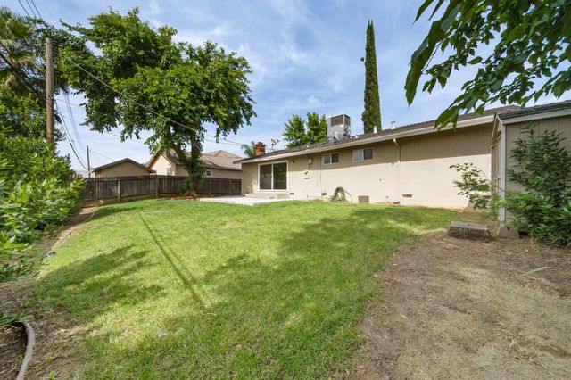 5123 Schuyler Dr, Carmichael, CA 95608