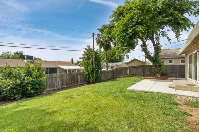 5123 Schuyler Dr, Carmichael, CA 95608